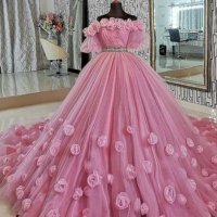 Сватбена рокля с 3 Д рози в нежно розово, снимка 1 - Рокли - 42955518