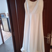 Бяла рокля 👗, снимка 1 - Рокли - 44026976