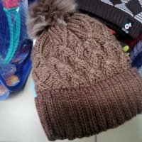 Зимни шапки , снимка 5 - Шапки - 38426781