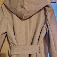Палто от Zara, М размер. , снимка 3 - Палта, манта - 44927487