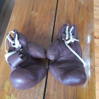Стари боксови ръкавици Germina, снимка 3 - Други ценни предмети - 32722027