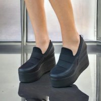 Обувки на платформа - черна кожа - 150K, снимка 1 - Дамски ежедневни обувки - 36371642