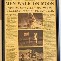 The Apollo 11 Moon New York Times- Постер, плакат, картина - Рамкирана, снимка 1 - Картини - 40317254