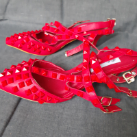 Нови Женски Офицялни Обувки Валентино № 37, снимка 4 - Дамски обувки на ток - 36517454