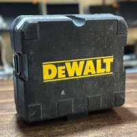 Продавам Нивелир DeWALT DW0811 лазерен линеен с 2 лъча 30 м, 0.4 мм/м, снимка 7 - Други инструменти - 44033895