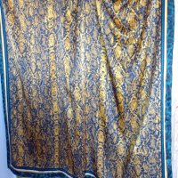 Голям шал от коприна нов, снимка 1 - Шалове - 40644514