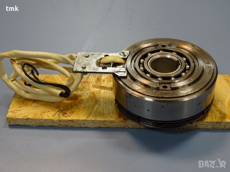 Съединител електро-магнитен Dessau KLDO 2.5 24V electromagnetic clutch, снимка 1