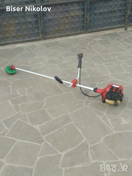 Бензинов двуцилиндров тример Robin NBT 415, снимка 1