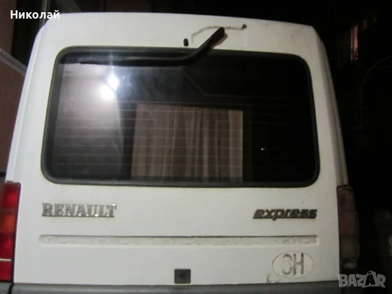 Купувам десен стоп за Рено Експрес, снимка 1