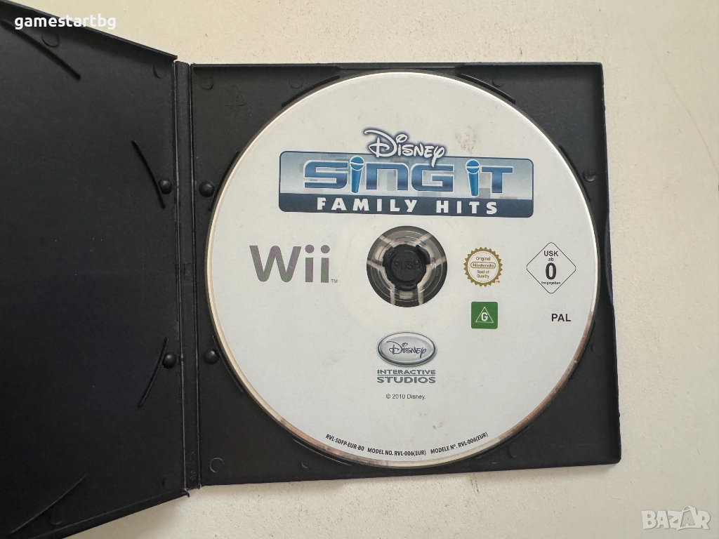 DISNEY SING IT Family Hits за Wii / Wii U, снимка 1