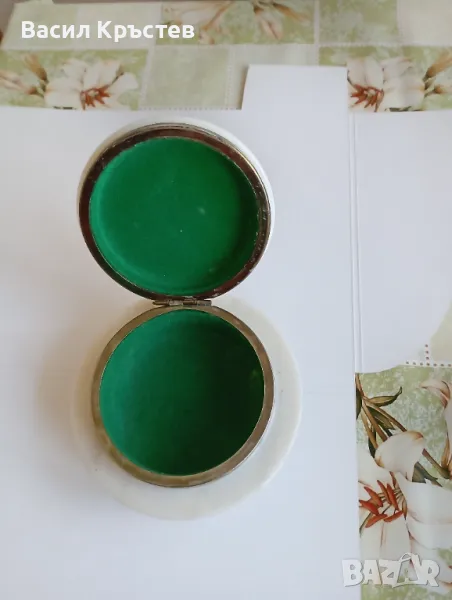 Мраморна кутия за бижута, - Сувенири от Абанос - ЮАР, Ваза, - Етнографска гривна, - Кензан за цветя, снимка 1