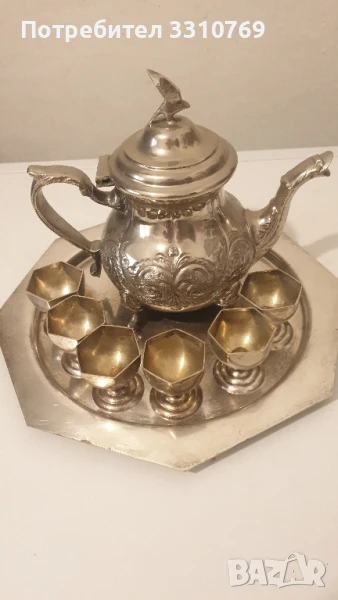 Красив антикварен посребрен бронзов сервиз за ракия. , снимка 1