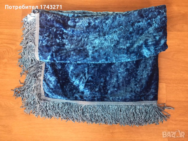 Плюшена покривка, снимка 1