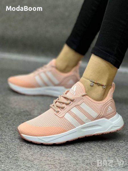 Дамски обувки Adidas , снимка 1