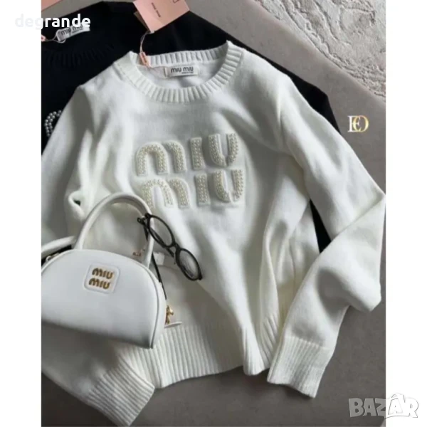 Пуловер MIU MIU с нашити перли, снимка 1