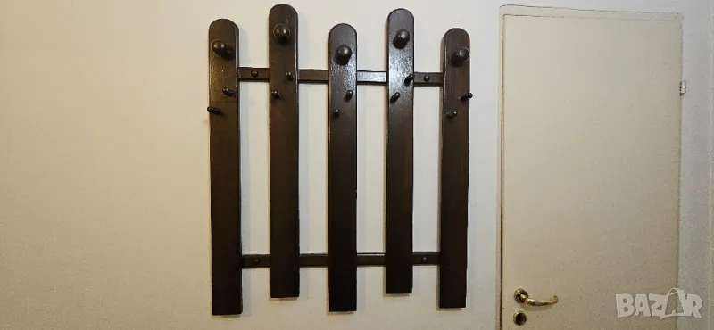 Стенна закачалка, снимка 1