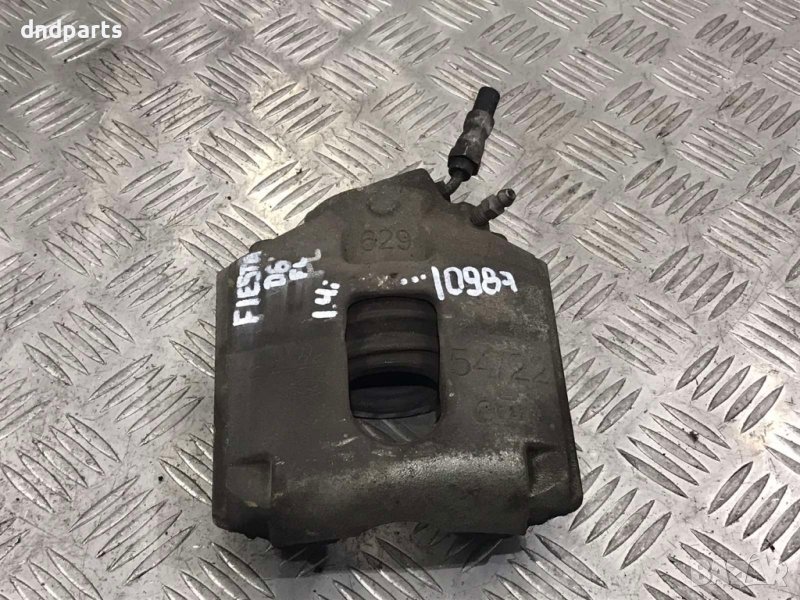 Преден ляв спирачен апарат Ford Fiesta 1.4i,2006г., снимка 1