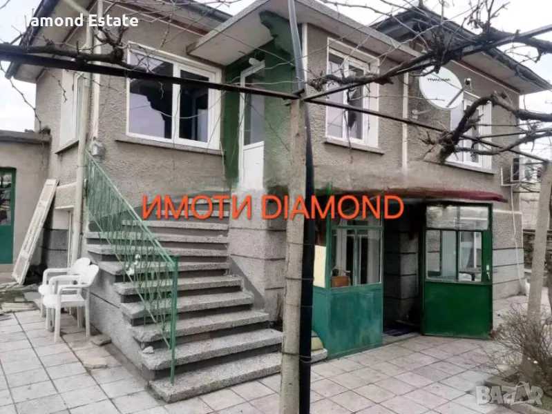 Двуетажна обзаведена къща в с. Зетьово, обл. Стара Загора, снимка 1