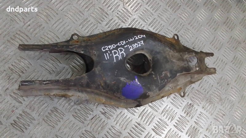 Носач Mercedes C250 CDI W204 2011г.(заден десен)	, снимка 1