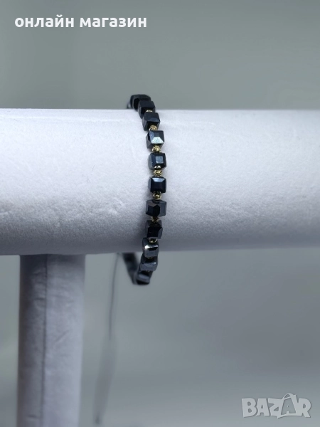 Гривна конец с топчета и хематит, снимка 1