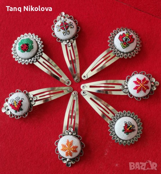 Ръчно бродирани с българска шевица шнолички, снимка 1