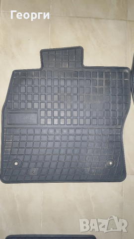 Гумено-каучукови стелки Frogum за Пасат б8 - противопъзгащи, като нови., снимка 2 - Аксесоари и консумативи - 52333284