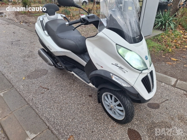 Piaggio MP3 300 ie - 2011г. - 2бр., снимка 3 - Мотоциклети и мототехника - 52483939