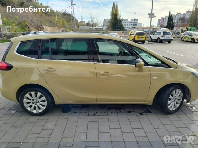 Opel Zafira Tourer, снимка 12 - Автомобили и джипове - 52656389