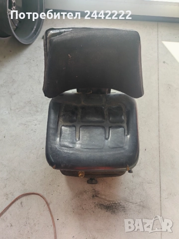 седалка за трактор 