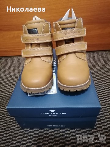Продавам боти Tom Tailor
