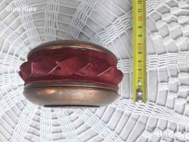 Стара кутийка за бижута , снимка 13 - Други ценни предмети - 28896337