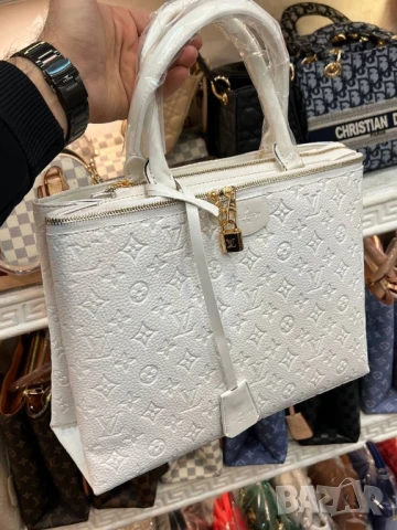 чанти louis vuitton , снимка 2 - Чанти - 50744566