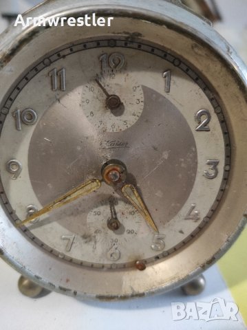 Стар Немски Механичен Часовник Будилник Kaiser , снимка 3 - Антикварни и старинни предмети - 43514918