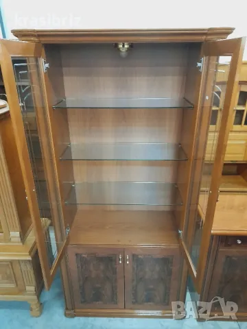 Уникална Масивна Витрина-внос от Германия!, снимка 5 - Секции и витрини - 48376912