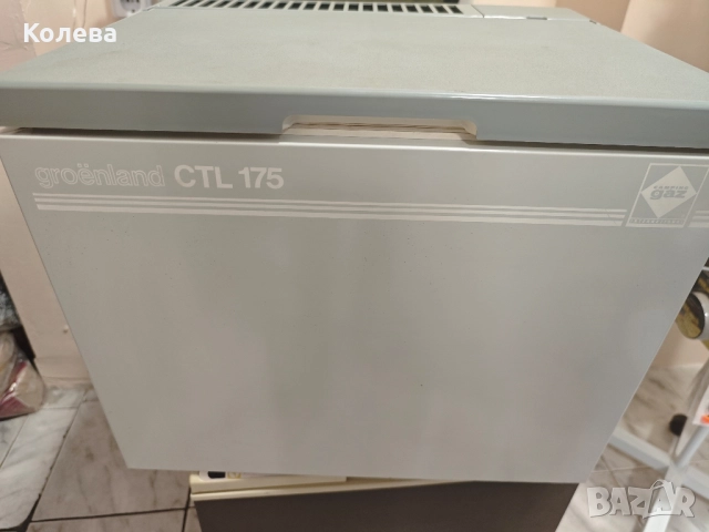 Къмпинг хладилник на 12V, 220V и газ