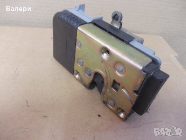 Брава за предна дясна врата за CITROEN C8 PEUGEOT 807 FIAT ULYSSE 