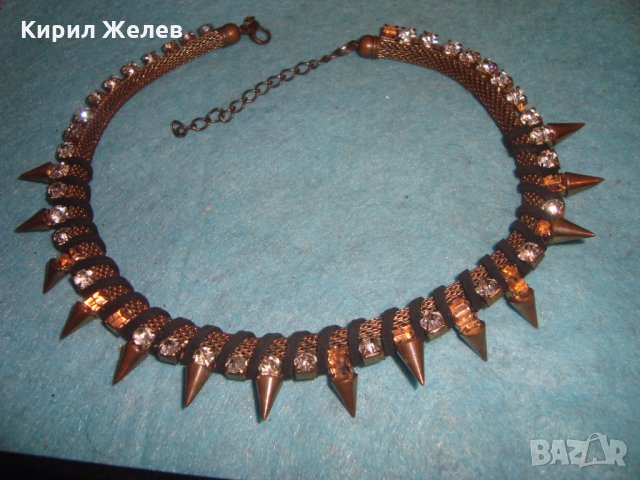 ИСКРЯЩО ПОЗЛАТЕНО КРИСТАЛНО РОКАДЖИЙСКО АРТ ХЕВИ-МЕТЪЛ КОЛИЕ ОГЪРЛИЦА 27022, снимка 9 - Колиета, медальони, синджири - 35132629
