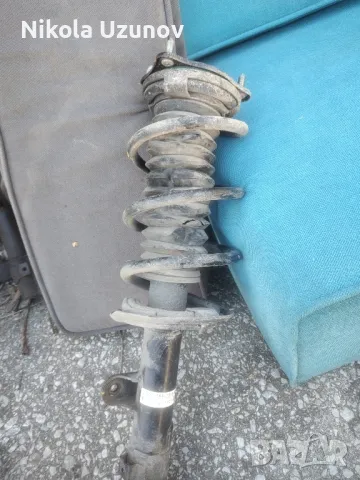 Предна пружина HONDA CR-V 2022, снимка 2 - Части - 49879034