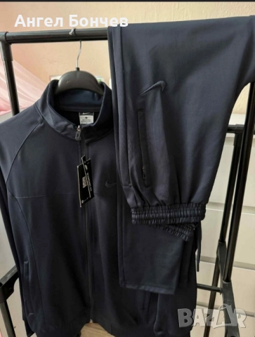 Спортен Екип Nike, снимка 2 - Спортни дрехи, екипи - 52387516