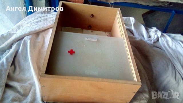 Соц дървено шкафче Аптека, снимка 5 - Антикварни и старинни предмети - 32760334