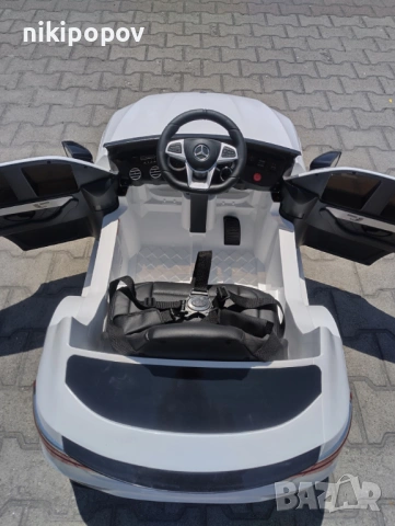 MERCEDES Акумулаторен джип AMG GLC 63S, снимка 8 - Детски велосипеди, триколки и коли - 53569462