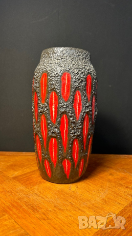 Немска керамична ваза лава стил, снимка 1 - Вази - 44890222