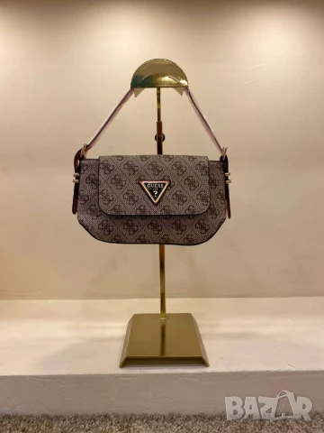 чанти guess, снимка 6 - Чанти - 51429030