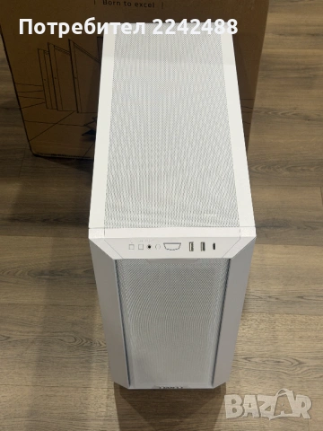 Продавам кутия Lian Li Lancool III RGB Mid-Tower TG White, снимка 4 - Захранвания и кутии - 53415073