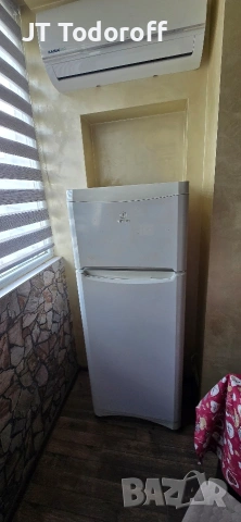 Работещ хладилник Индезит