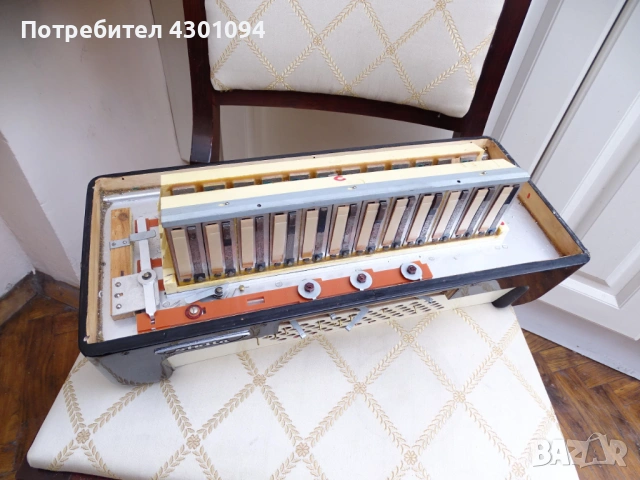 Корпус (баси) с тарги за Акордеон Weltmeister Stella 60 баса, снимка 4 - Акордеони - 52440884