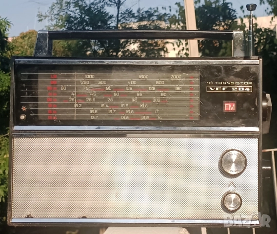 60 🎶 VEF-204 – Ретро радио със съвременно звучене 🎶, снимка 2 - Антикварни и старинни предмети - 51662786
