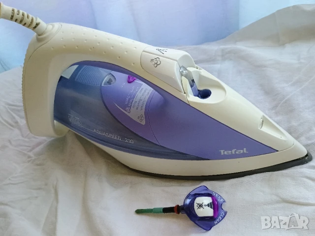 Ютия TEFAL AQUA SPEED 210, снимка 2 - Ютии - 50838956