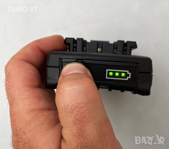Bosch литиево-йонни батерии 18V, снимка 3 - Други инструменти - 36915973