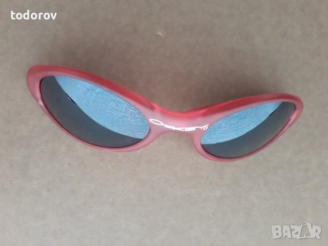 Очила Oakley БЕЗ ДРЪЖКИ, снимка 1 - Слънчеви и диоптрични очила - 43204294